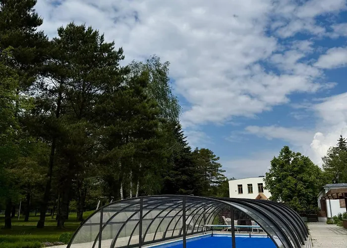 Zagroda Szczesliwych Zwierzat * Murowana Goślina